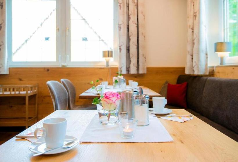 Отель Landhaus Rössle