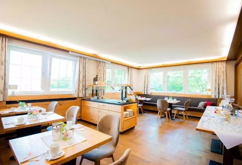 ホテル Landhaus Rössle