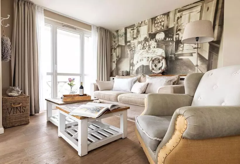 ホテル Zweite Heimat