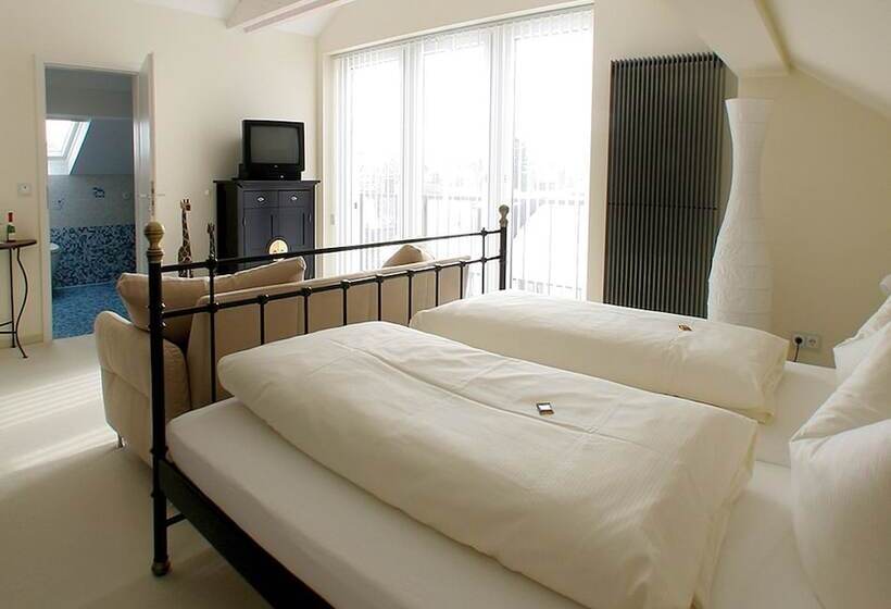 Wohlfühlhotel Am Rosengarten Garni