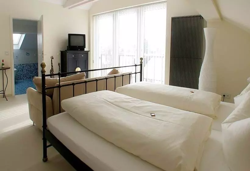 Wohlfühlhotel Am Rosengarten Garni