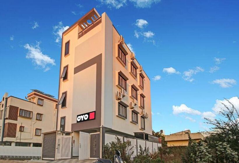 Flagship Hotel Orbit Inn