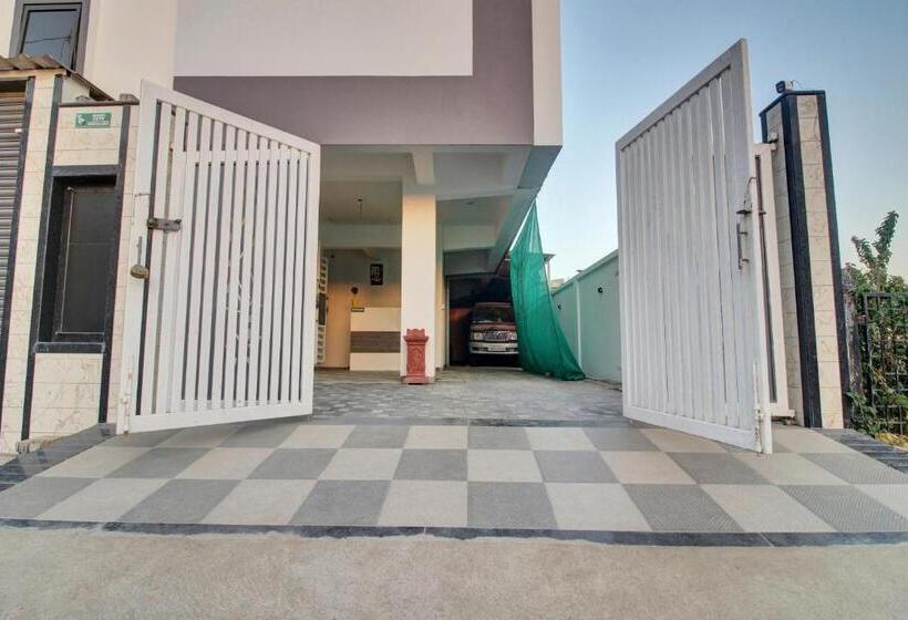 Flagship Hotel Orbit Inn