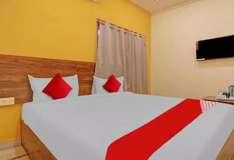 Flagship Hotel R Square