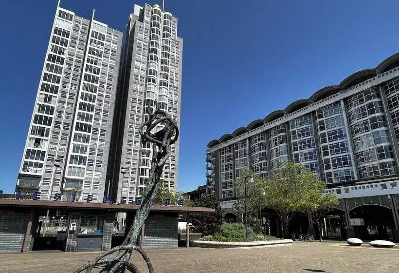 Fox Hotel The Hague Scheveningen