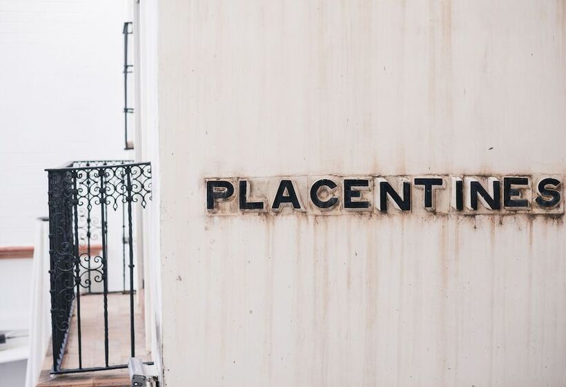 هتل Casa Art Sevilla