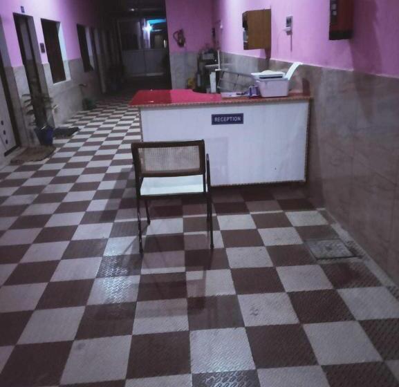 酒店 Oyo  Happy Stay