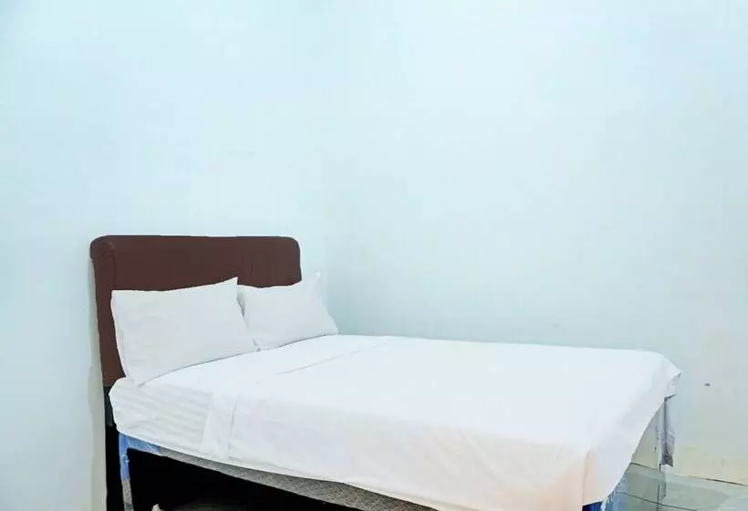 ホテル Spot On 92309 Homestay Al Ittifaqiah Syariah