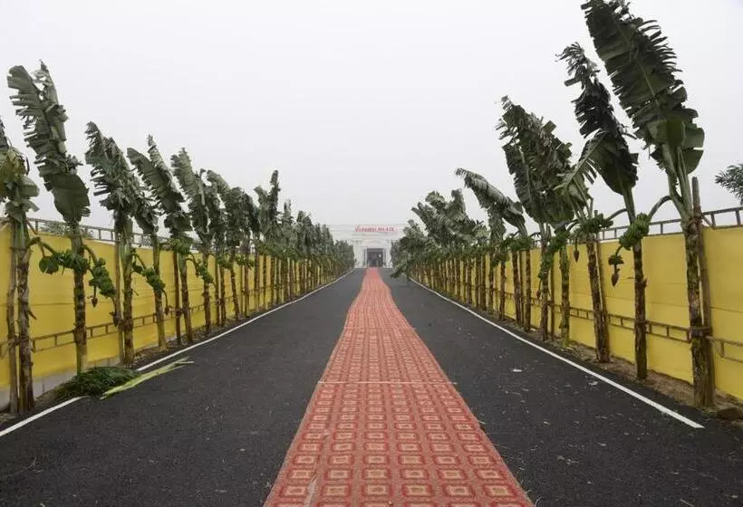 Hotelli Varshini Palace