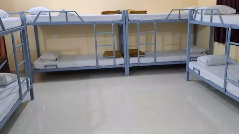 ホテル Vrs Residency