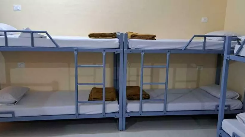 ホテル Vrs Residency