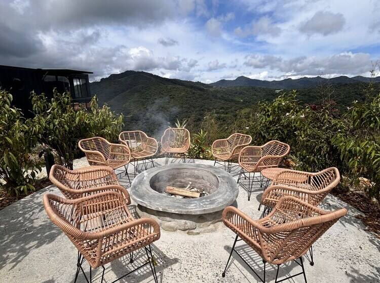 Nomada Republic Hotel El Valle