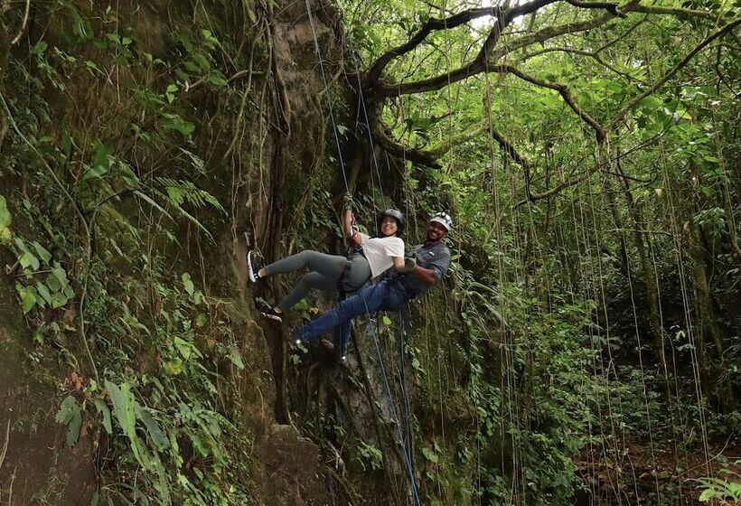 Nomada Republic Hotel El Valle