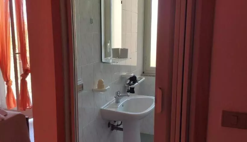 ペンション Appartamento Monolocale N3 Balcone A Briatico 2 Min Dal Mare E 15 Min Da Tropea