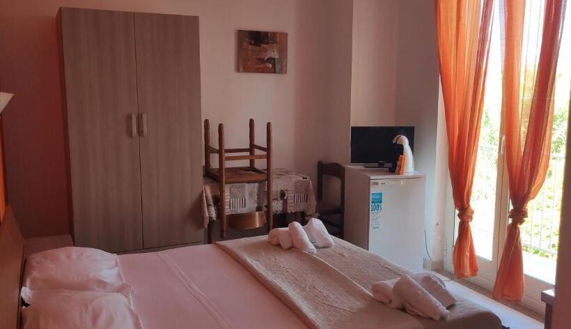 膳宿费 Appartamento Monolocale N3 Balcone A Briatico 2 Min Dal Mare E 15 Min Da Tropea