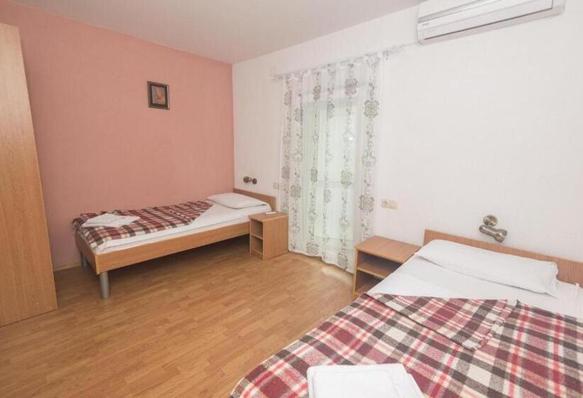 پانسیون Guest House Maria