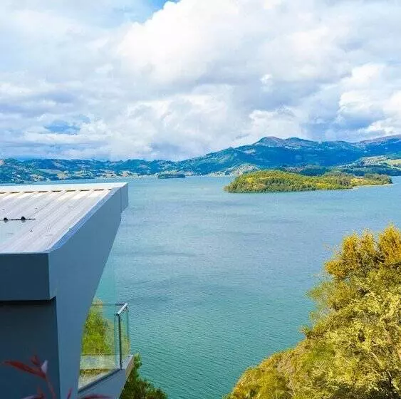 リゾートホテル Entre Islas Lodge