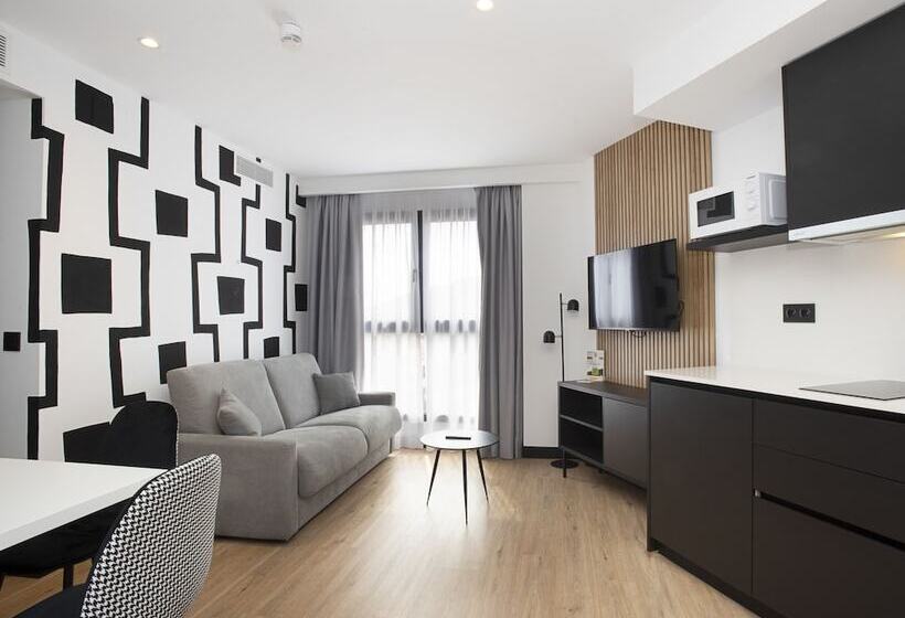 Sercotel Plana Suites