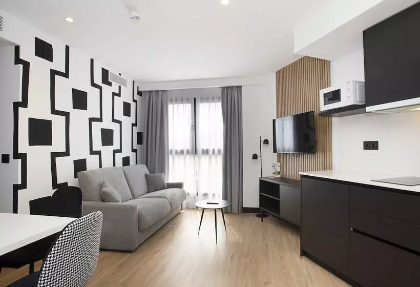 Sercotel Plana Suites