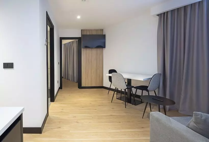 Sercotel Plana Suites