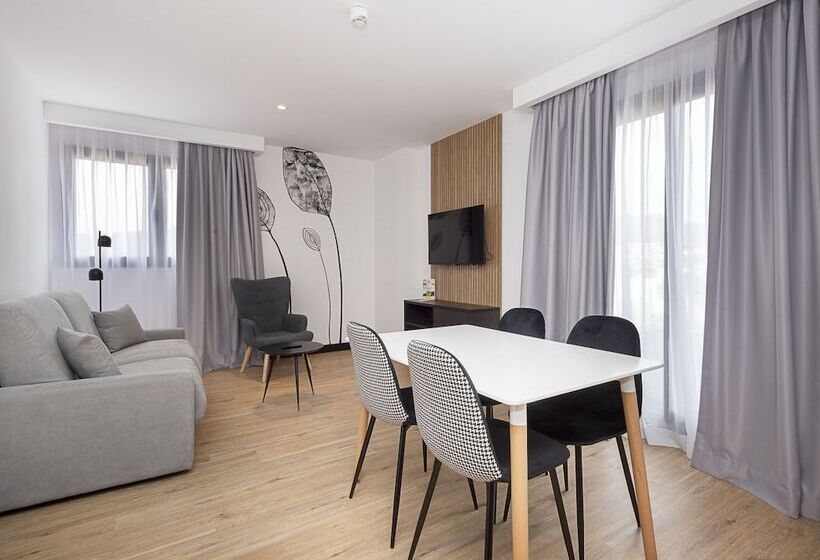 Sercotel Plana Suites