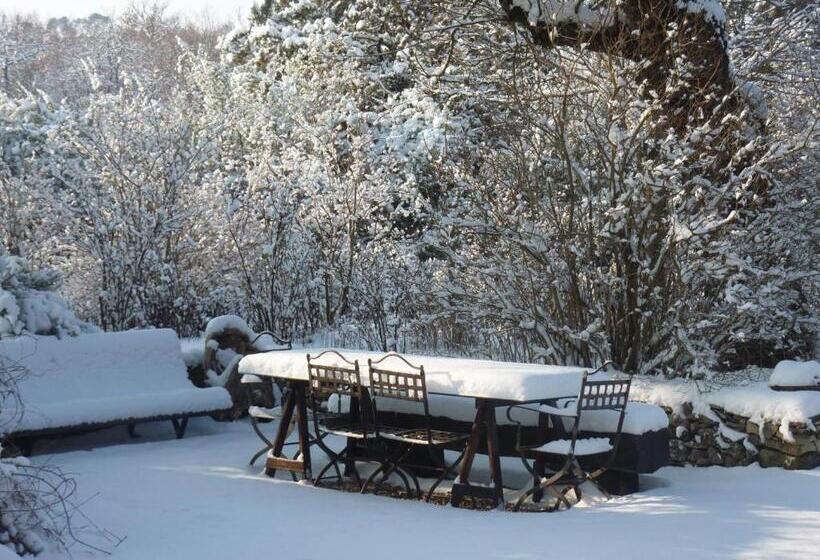 ベッドアンドブレックファースト Chambre Panda La Garonne