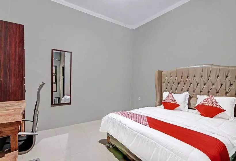 ホテル Oyo 91985 Penginapan Noer Syariah