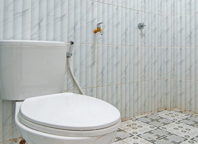 فندق Oyo 91985 Penginapan Noer Syariah