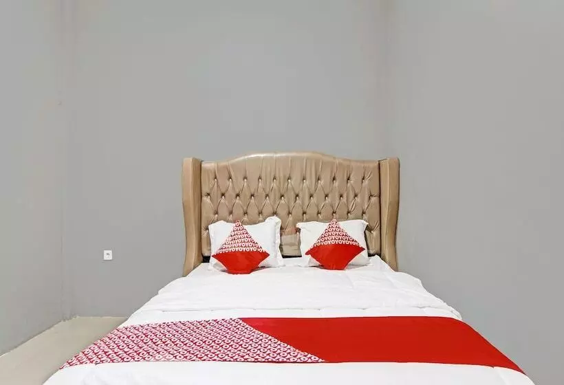 ホテル Oyo 91985 Penginapan Noer Syariah