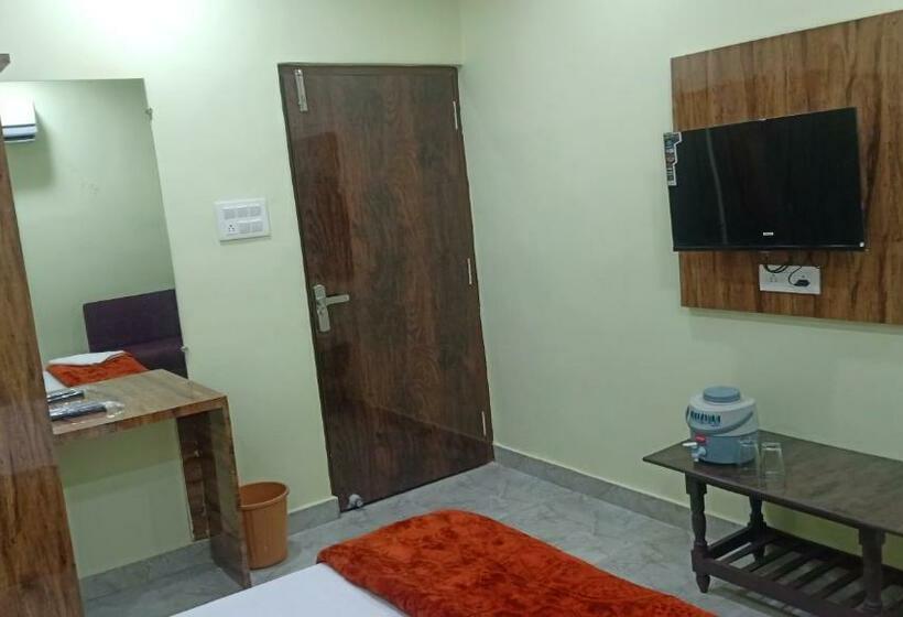 בית מלון כפרי Shagun Banquet And