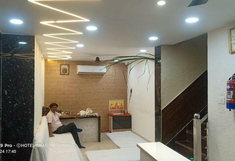 בית מלון כפרי Shagun Banquet And