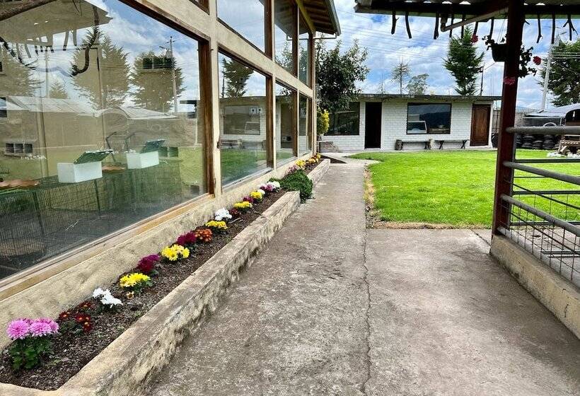 Pension Estancia Jardín De Teresita