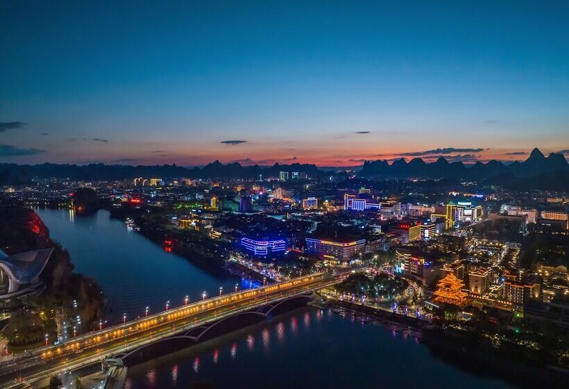 Riverside Wing Hotel Guilin
