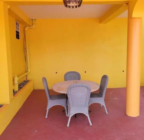تختخواب و صبحانه Casa De Amor Suites And Tours