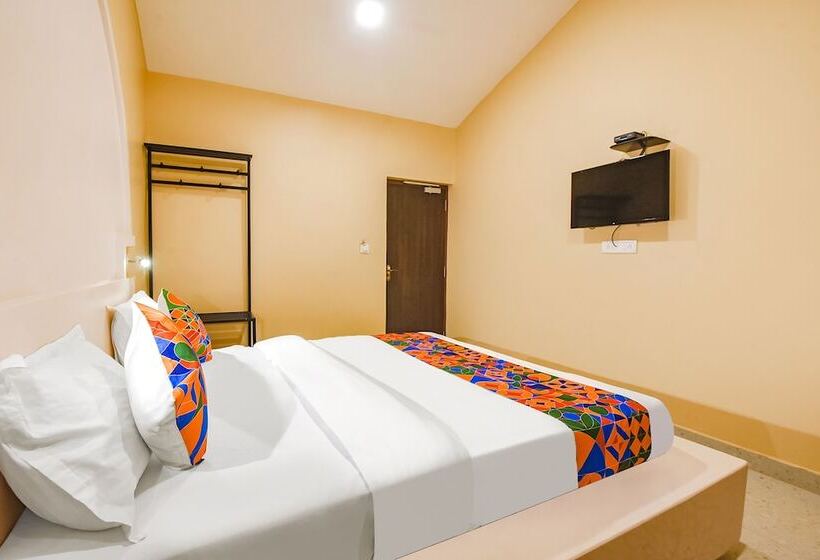 Hotel Fabescape Kautilyaa Resort With Swimming Pool