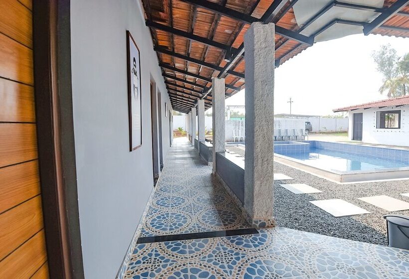 Hotel Fabescape Kautilyaa Resort With Swimming Pool