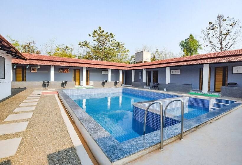 Hotel Fabescape Kautilyaa Resort With Swimming Pool