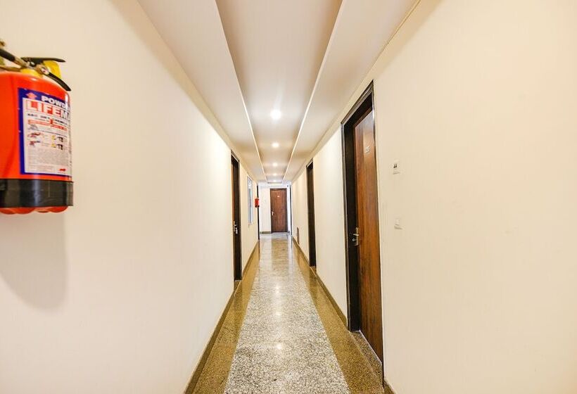 Fabhotel Jaswinder Bhawan