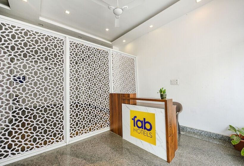 Fabhotel Jaswinder Bhawan