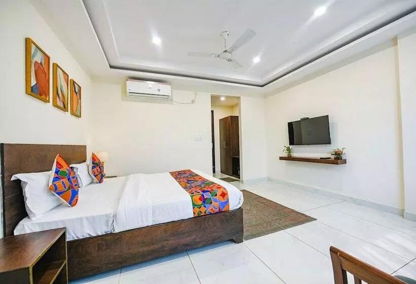 Fabhotel Jaswinder Bhawan