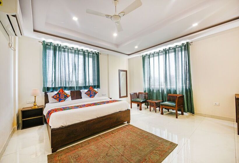 Fabhotel Jaswinder Bhawan