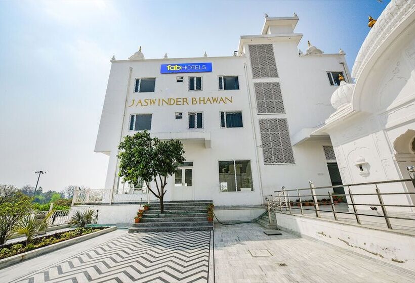 Fabhotel Jaswinder Bhawan