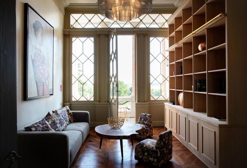 مبيت وإفطار Château De Roquefoulet Luxury Guesthouse & Spa   Teritoria