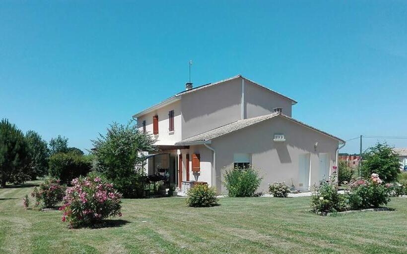 Bed and Breakfast La Doucinière