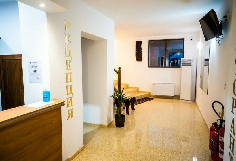 בית מלון כפרי семеен хотел петров хан