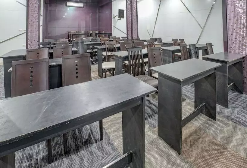 Capital O 90601 Hotel Meuligoe