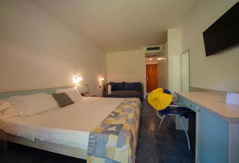 Отель Futura Club La Praya