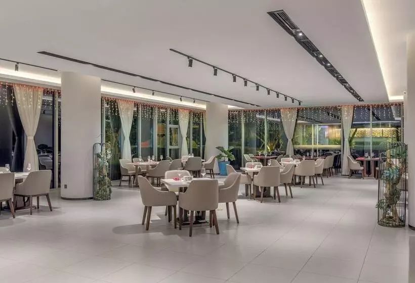 One Park Hotel & Residence