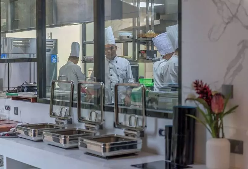 One Park Hotel & Residence