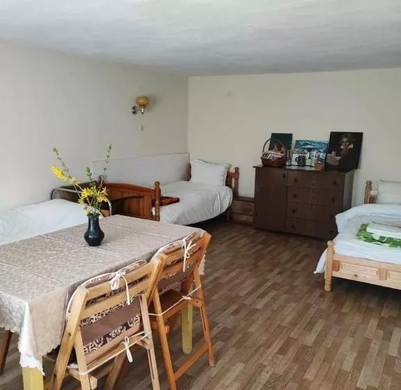 Majatalo Guest House Bovada / къща за гости бовада